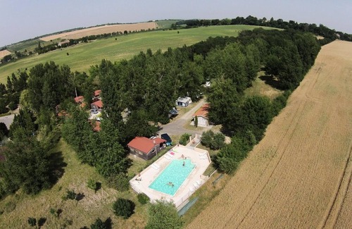 Montgeard House | Camping Flower du Lac de Thésauque * - Mobil home Confort 4 rooms 6 people Air-conditioned