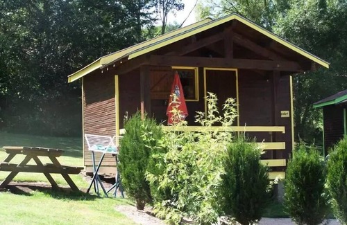 Saint-Paulien House | Camping Flower La Rochelambert * - Yellow Cabin 2 rooms 2/4 people Without Bathroom