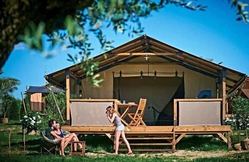Grignan RV Rental | Camping Flower Les Truffières * - Kenya Lodge Tent 3 Rooms 5 People