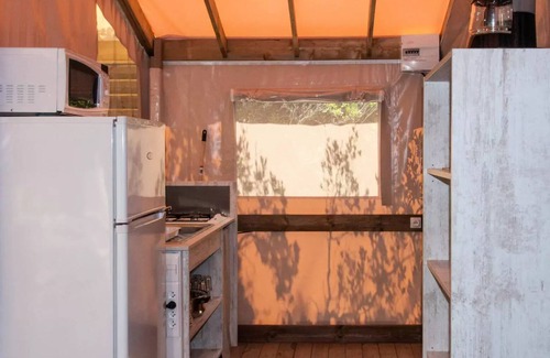 Pianotolli-Caldarello RV Rental | Camping le Damier * - Lodge SAHARI 24m2 - 2 bedrooms - terrace 10m2 (with sanitary facilities) 5 people