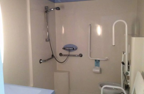 Saint-Maurice-d'Ibie House | Camping Le Sous Bois * - Mobile home IRM 3 rooms 4 people PMR Air-conditioned