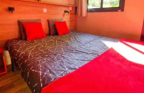 Saint-Jeannet Ski Chalet | Camping Les Cent Chênes**** - Cozy 3-room chalet for 5 people