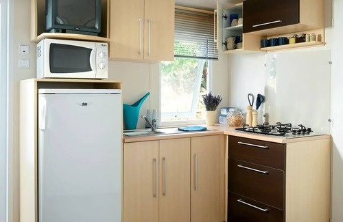 Le Bois-Plage-en-Re House | Camping LES VARENNES * - Mobil-home PLUS 3 chambres 6 personnes