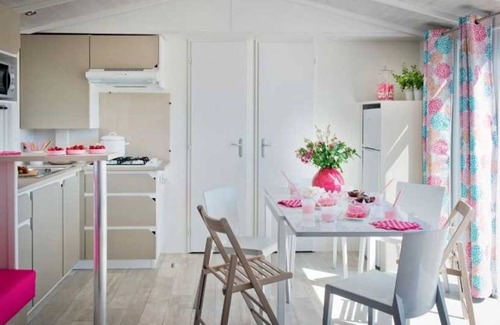 Serignan-Plage House | Camping - Piscine - ccageed