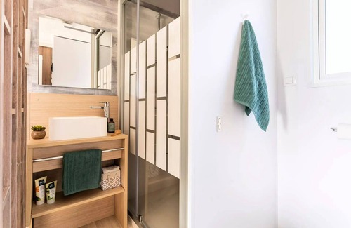 Loches House | Camping Romanée La Citadelle* - EXCLUSIVE mobile home - 3 bedrooms - 2 bathrooms - Private SPA 6 people