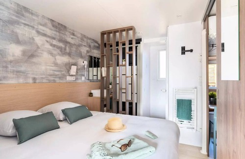 Loches House | Camping Romanée La Citadelle* - EXCLUSIVE mobile home - 2 bedrooms - 2 bathrooms for 4 people