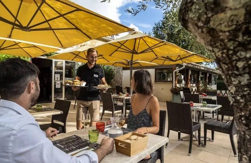 Mauzac House | Camping Séquoia Parc* - Cottage Privilège Plus TV LV Air conditioning 4 rooms, 2 shower rooms 6 people