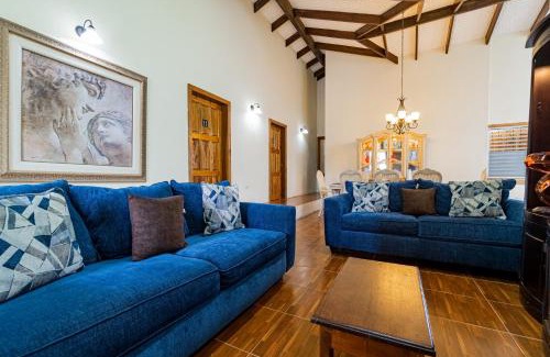 San Ignacio House | Campo Verde House