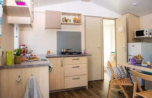 Saint-Yvi House | Campsite Le Bois de Pleuven* - Mobil-home Classic 3 rooms 4 people