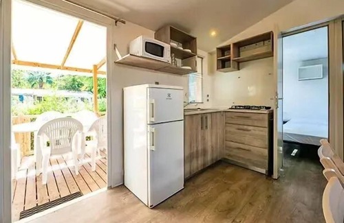 Saint-Yvi House | Campsite Le Bois de Pleuven**** - Mobil-home Classic 4 rooms 6 people