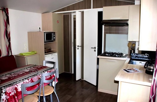 Junas House | Campsite Les Chênes * - MOBILE HOME Comfort - 2 ch - 26.52m2/Oak Green 4 people