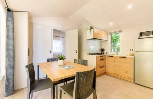 Bois-de-Cene House | Campsite maeva Escapades Le Bois Joli * - Mobile Home Privilege 3 Rooms 4 People + TV