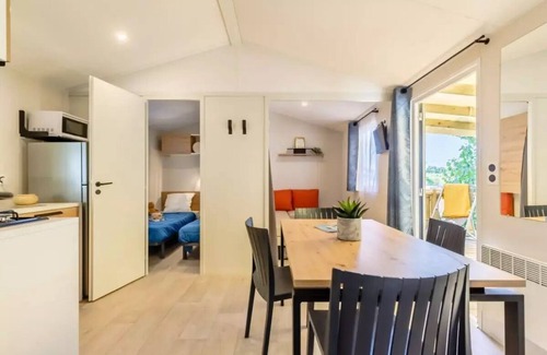 Bois-de-Cene House | Campsite maeva Escapades Le Bois Joli * - Mobile Home Privilege 3 Rooms 4 People + TV