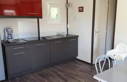 Caro Ski Chalet | Campsite maeva Respire Domaine de Kervallon * - Chalet Comfort Premium 3 Rooms 4 People + TV