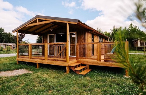 Caro House | Campsite maeva Respire Domaine de Kervallon * - 3 Room VIP Lodge Cabin 5 People + TV