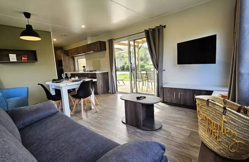 Caro House | Campsite maeva Respire Domaine de Kervallon * - Mobile Home Sweet 3 Rooms 4 People Air Conditioned + TV