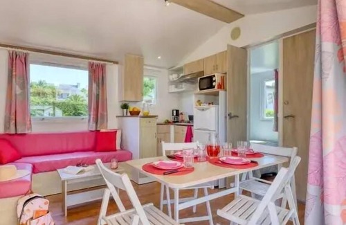 Kerroch House | Campsite Pen Palud * - Mobil-home COMFORT (ten years old) - 2 bedrooms - 30m2 4 to 5 people - 4 pers. included in the tariff