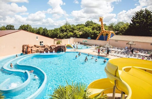 Saint-Julien-des-Landes House | Campsite Village de la Guyonnière * - Safari Lodge 4 Rooms 8 People