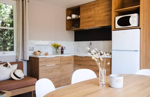 Saint-Julien-des-Landes House | Campsite Village de la Guyonnière * - COMFORT Cottage - AIR CONDITIONED 6 people