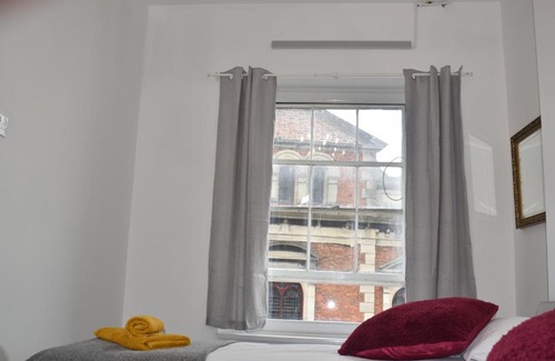 Denbigh House | Camri Room