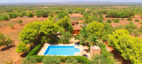 Campos Villa | Can Crestall