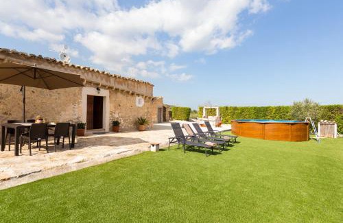 Llubi House | Can Guapo