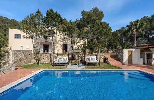 Sant Josep de sa Talaia Ski Chalet | CAN JAIS, BEAUTIFUL CHALET IN THE HEART OF SAN JOSE