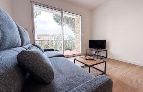 Torroella de Montgri Apartment | CAN ROMY APPARTEMENT T1 C - à 80m de la plage de Cala Montgo