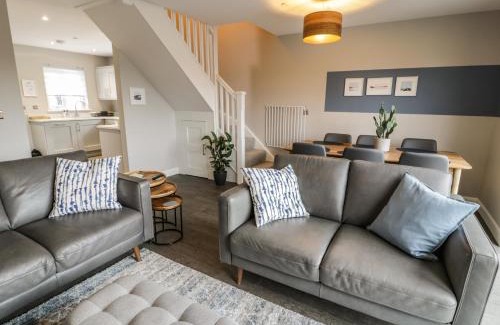 Tyn-y-Gongl House | Can y Mor