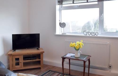 Earby House | Can-Y-Mor - Uk13379