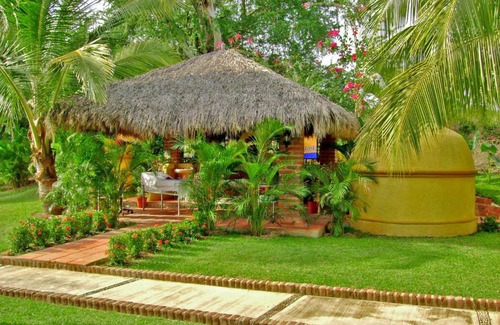 Flamingo Resort | Canadian Resort Vallarta