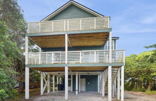 Topsail Beach House | Canady Cottage