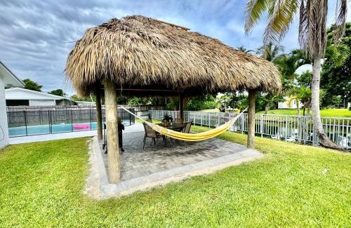 Cutler Bay House | Canal front, 2 King Beds, Pool, Game Room