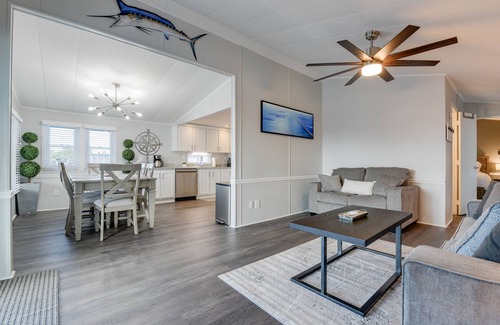 Cudjoe Key Cottage | Canal front, dockage, 2 bedroom, 2 bath