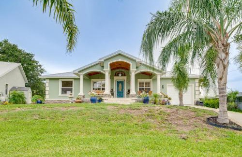 Dixie Shores House | Canal-Front Relaxation Crystal River Home with Dock