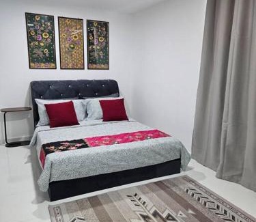 Kota Bharu House | Canal River CR-Garden Riverfront Homestay Pengkalan Chepa Kota Bharu