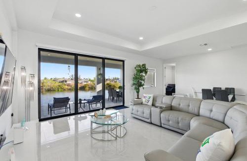 Mariner House | Canal's Breeze