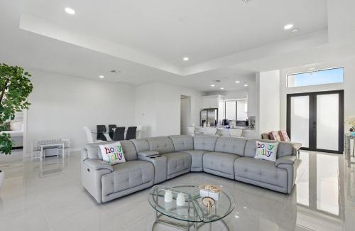 Mariner House | Canal's Breeze