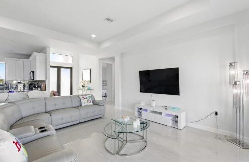 Mariner House | Canal's Breeze