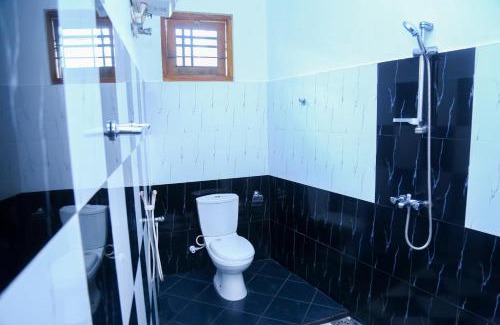 Polonnaruwa Hotel | Canal Side Guest House Polonnaruwa