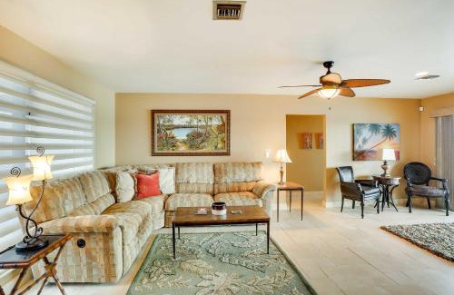Caloosahatchee House | Canalfront Home with Private Dock in Cape Coral