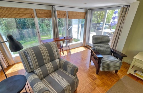 Newboro House | Canalman's Cottage, Newboro Lockstation, Parks Canada
