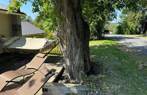 Canandaigua Cottage | Canandaigua Lake Cottage—500ft to private lake access