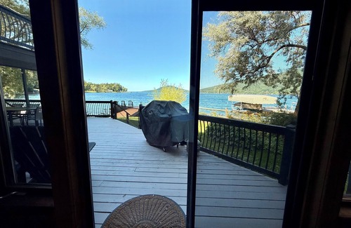 Naples House | Canandaigua Lake House on the Water