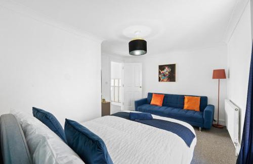 Lansbury Apartment | Canary Wharf - Contractors - 4 Bed