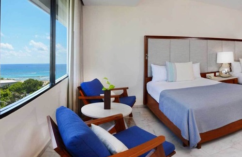 Zona Hotelera Resort | Cancun All Inclusive Condo