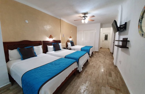 Zona Hotelera Hotel | Cancun Plaza Condo Hotel