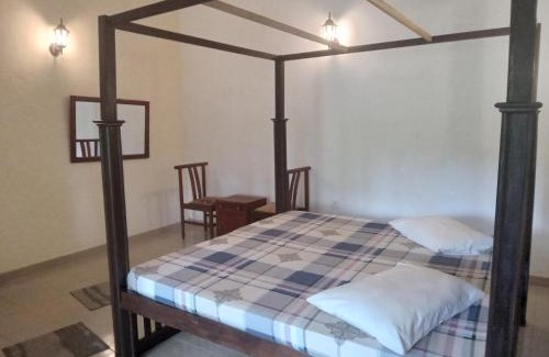 Wadduwa Hotel | Candle House