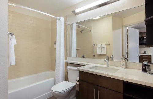 Anaheim Resort Hotel | Candlewood Suites Anaheim - Resort Area by IHG