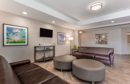 Bethlehem Hotel | Candlewood Suites Bethlehem South by IHG
